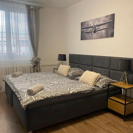 Cerna Ruze - Apartman 3 플젠 외부 사진